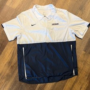 NIKE on field short sleeve windbreaker UCONN mens size large white and navy